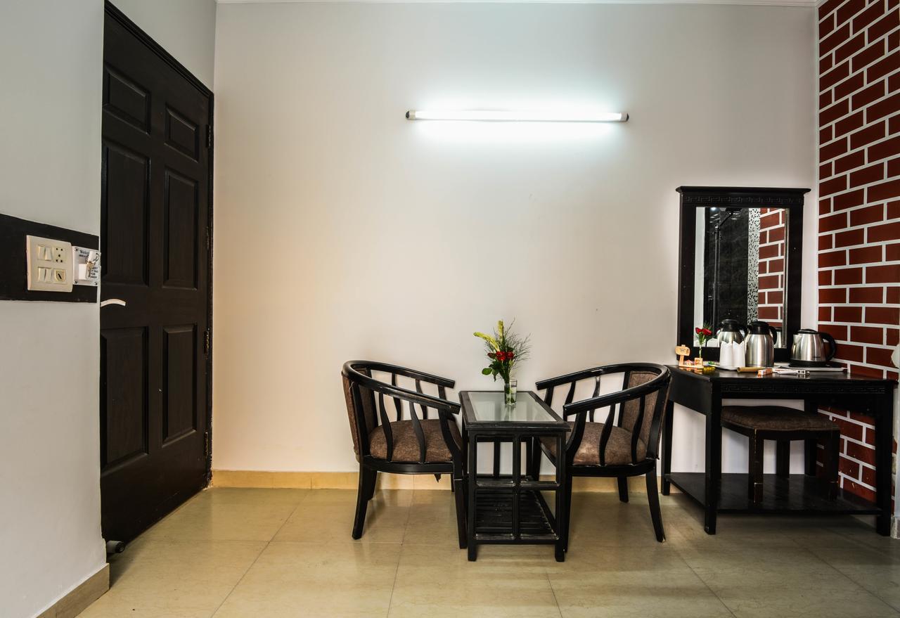 Hotel Sunrise Delhi  Exterior photo