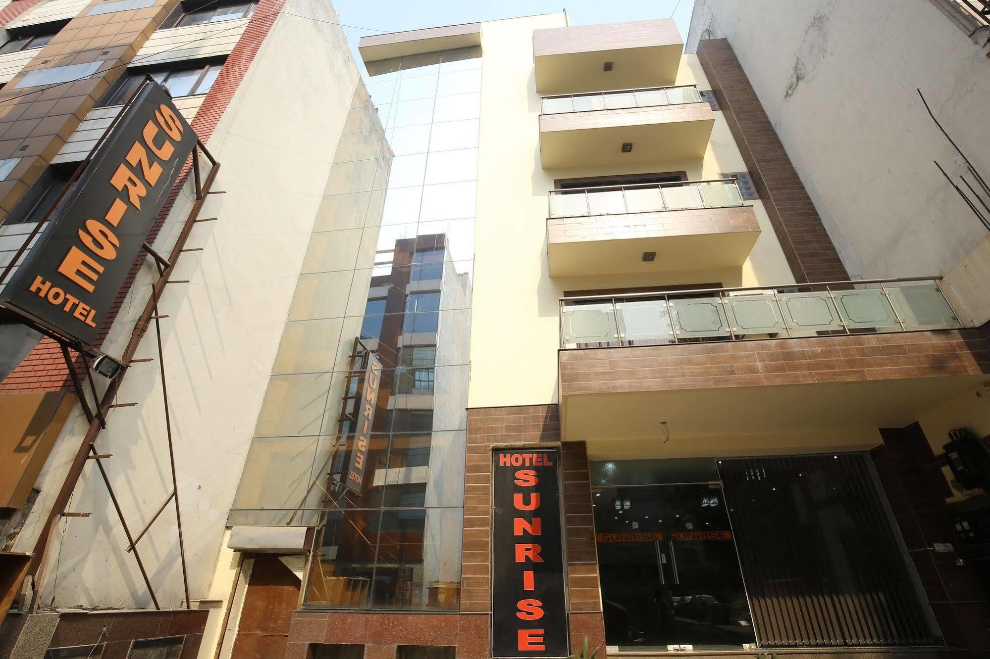 Hotel Sunrise Delhi  Exterior photo